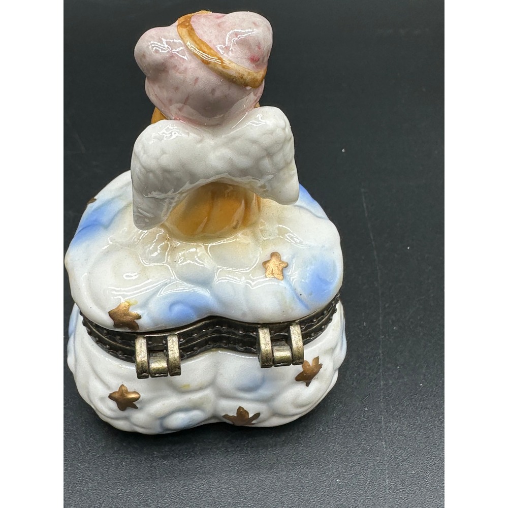 Vintage Porcelain Trinket Box Angel Bear On Cloud Heart Shape Hinged Lid - Picture 4 of 6
